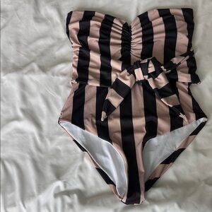 SHEIN Black and Pink Striped Garment
